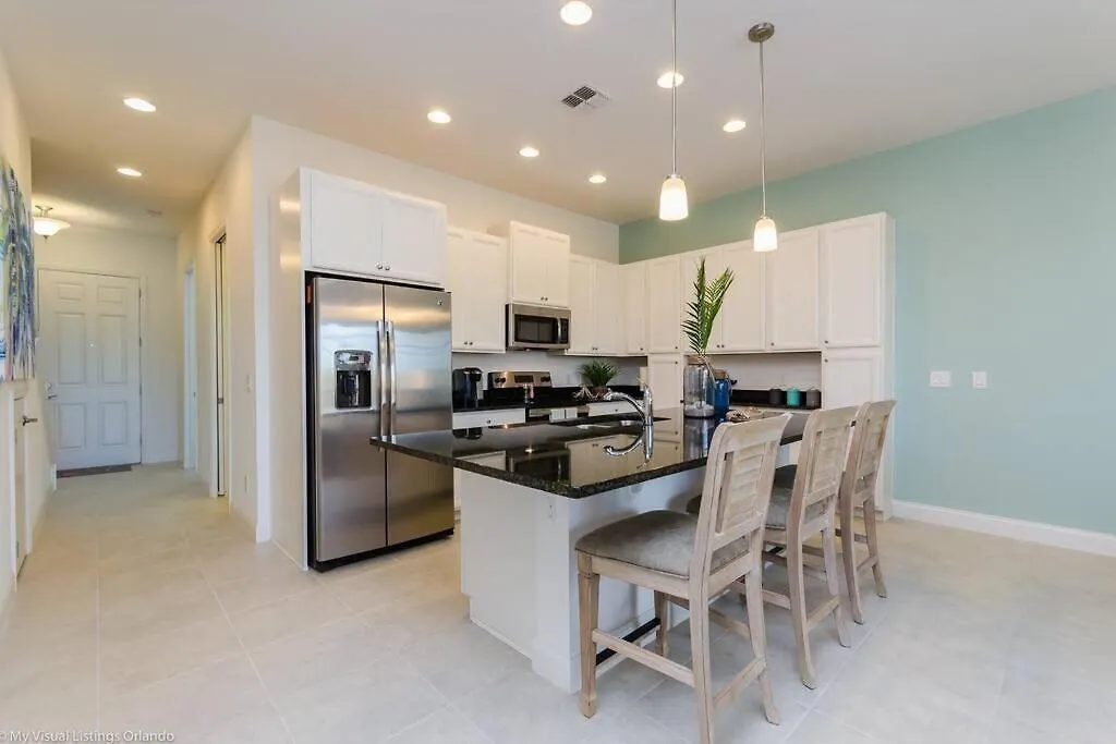Lake View Retreat W Pool Near Disneyparks Davenport